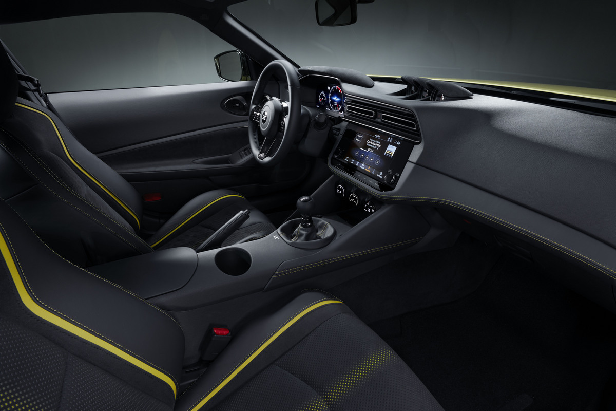 Nissan Z Proto Interior