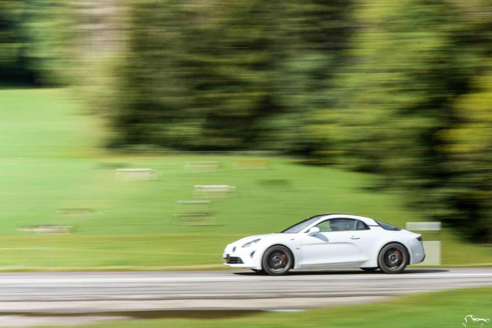 Alpine A110S Side Rolling