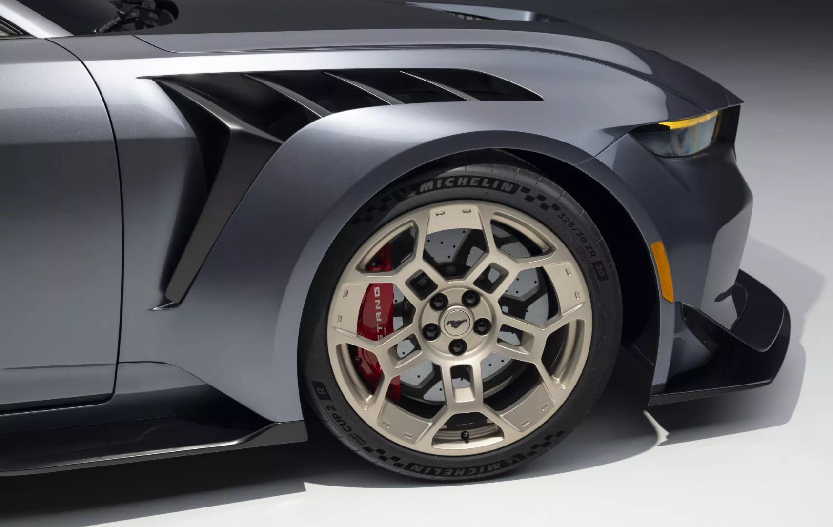 Mustang GTD Front Tire