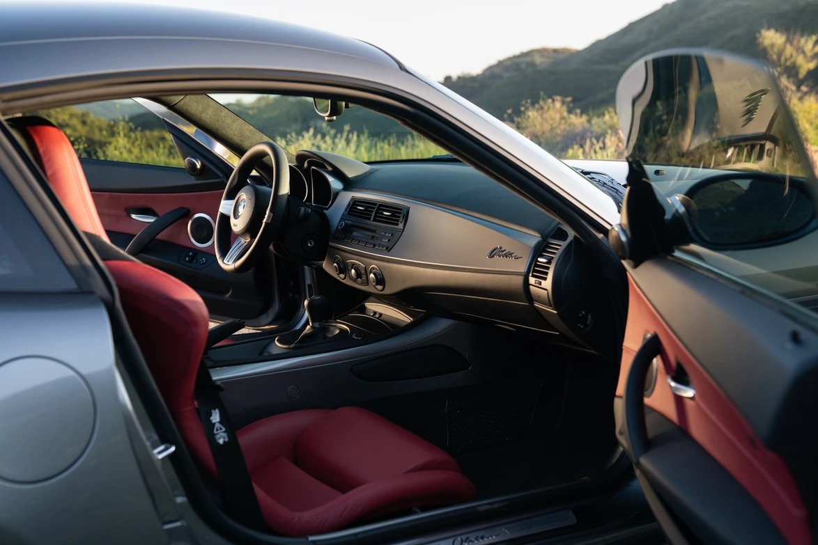 BMW Z8 Coupé: the car that should have existed 8 BMW Z8 Coupe Smit Oletha 3