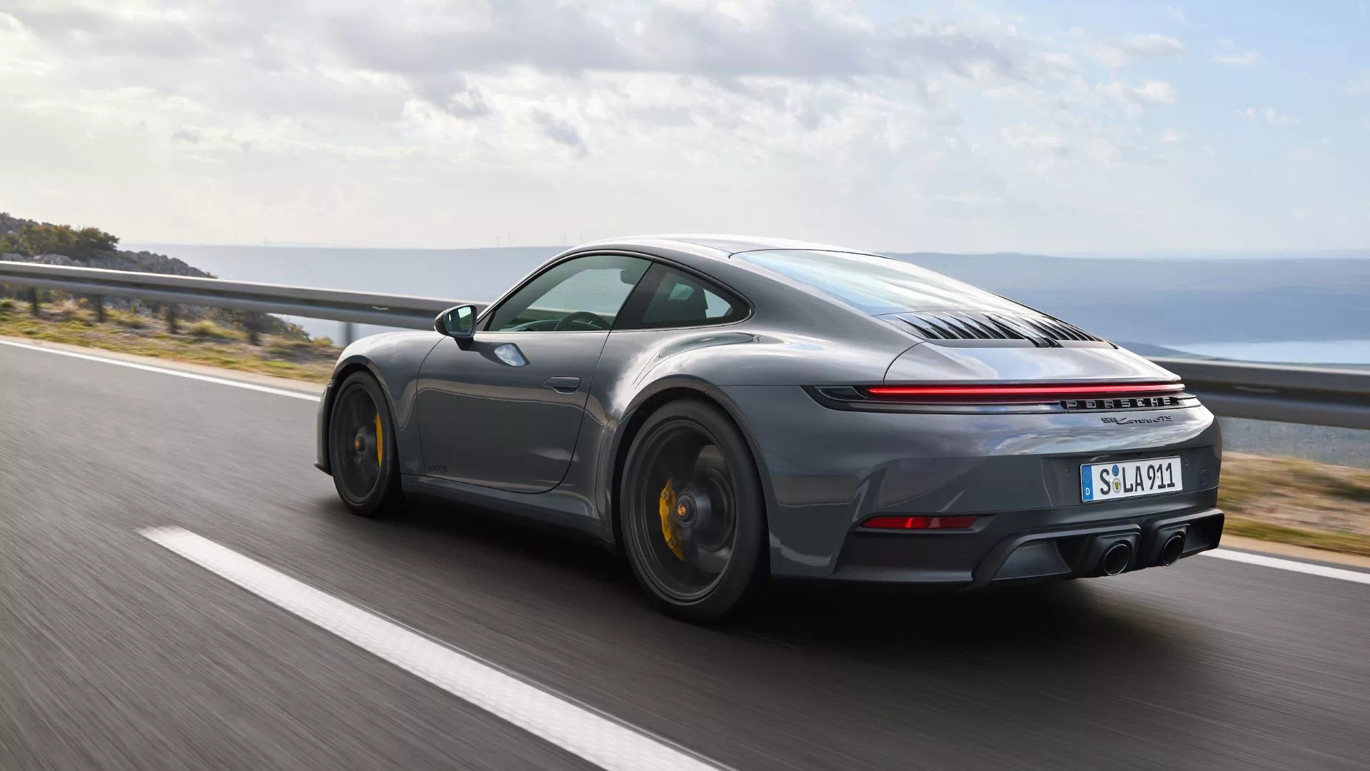 2024 Porsche 911 Carrera GTS 3/4 rear view