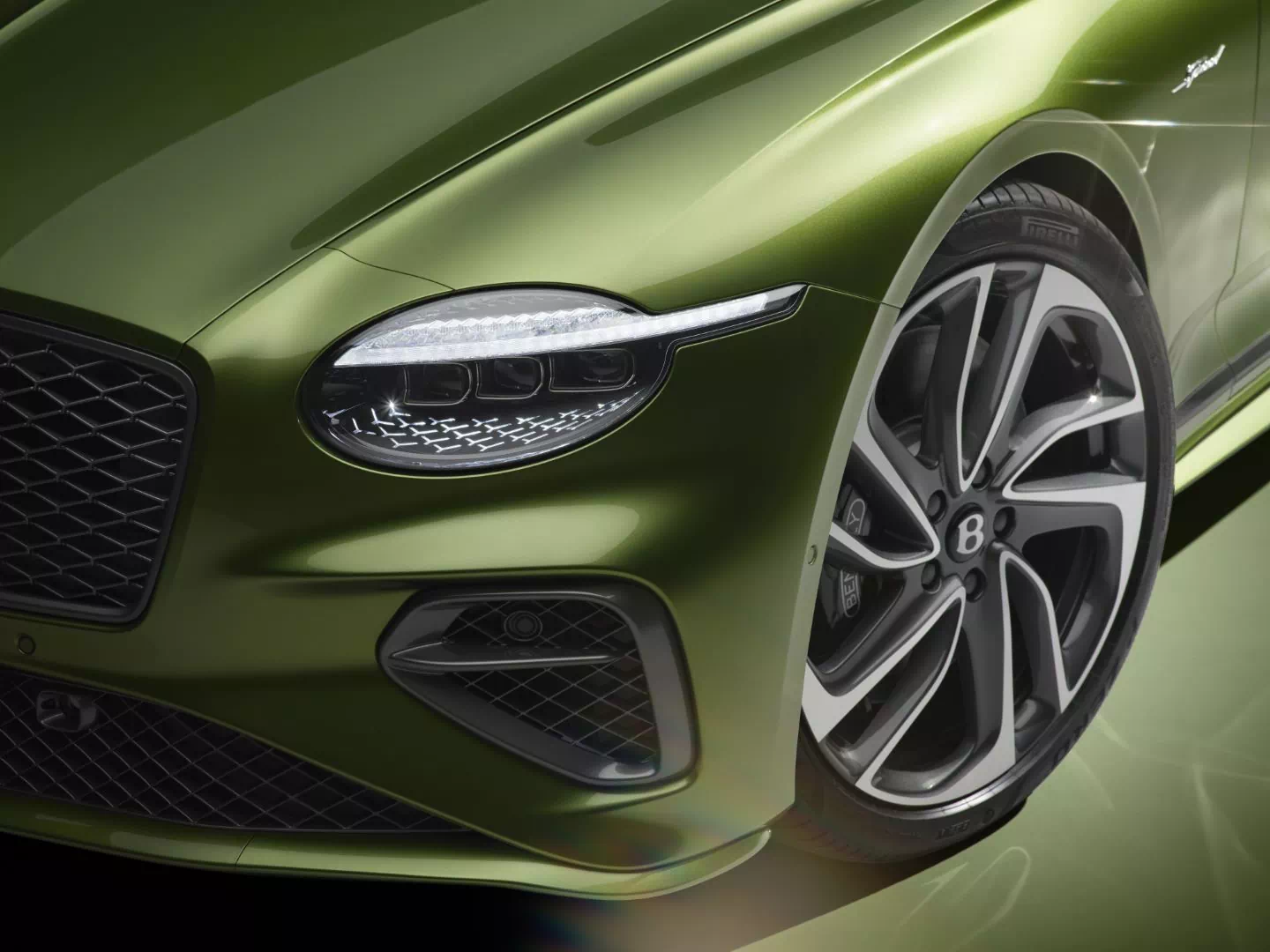 New Bentley Continental GT drops the W12 and goes PHEV 3 New Continental GT Speed 8