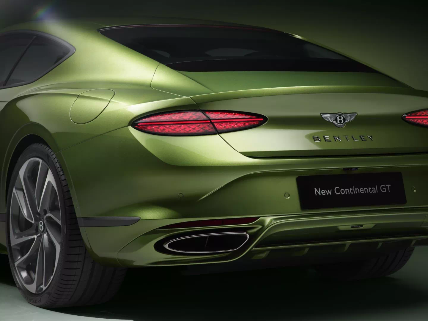 New Bentley Continental GT drops the W12 and goes PHEV 4 New Continental GT Speed 9