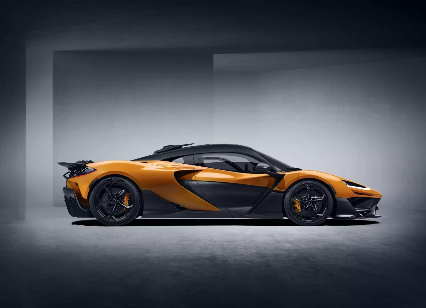 Original 16826 12 mclaren w1 profile road 1