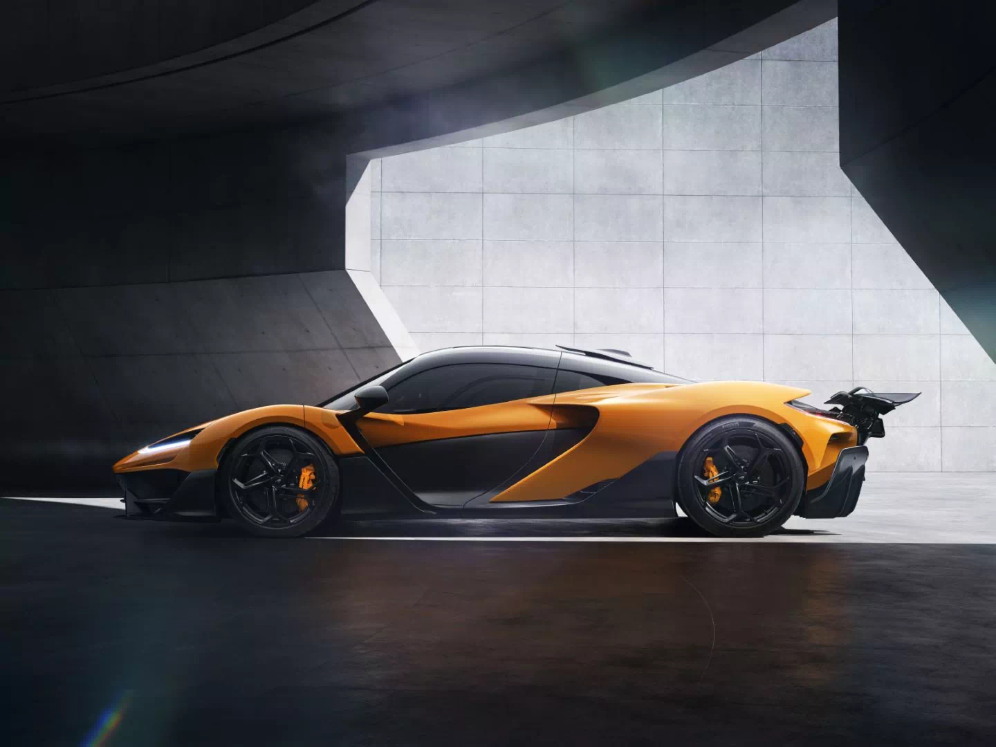 Original 16828 10 mclaren w1 profile