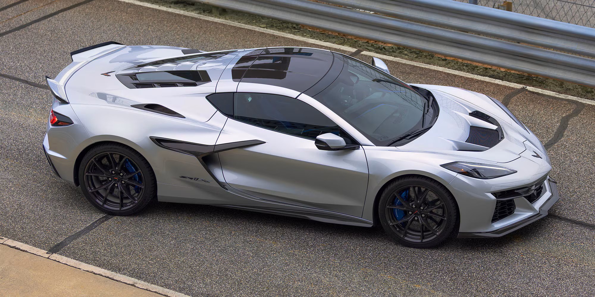 2026 Corvette ZR1X: America’s electrified hypercar weapon 17 2026 zr1 gallery 11