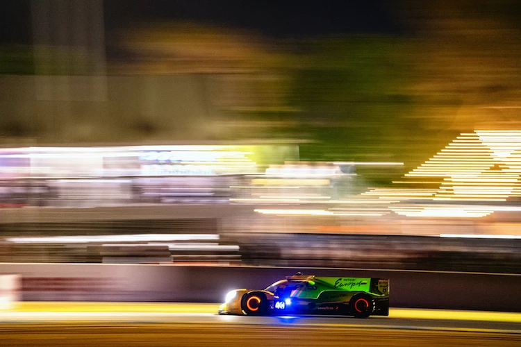 #43 Inter Europol Oreca 07 in the middle of the night
