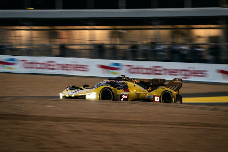 2025 Le Mans 24h after 18 hours of racing. #83 Ferrari 499P at the Dunlop chicane