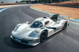 Porsche 963 RSP in Le Mans Bugatti circuit