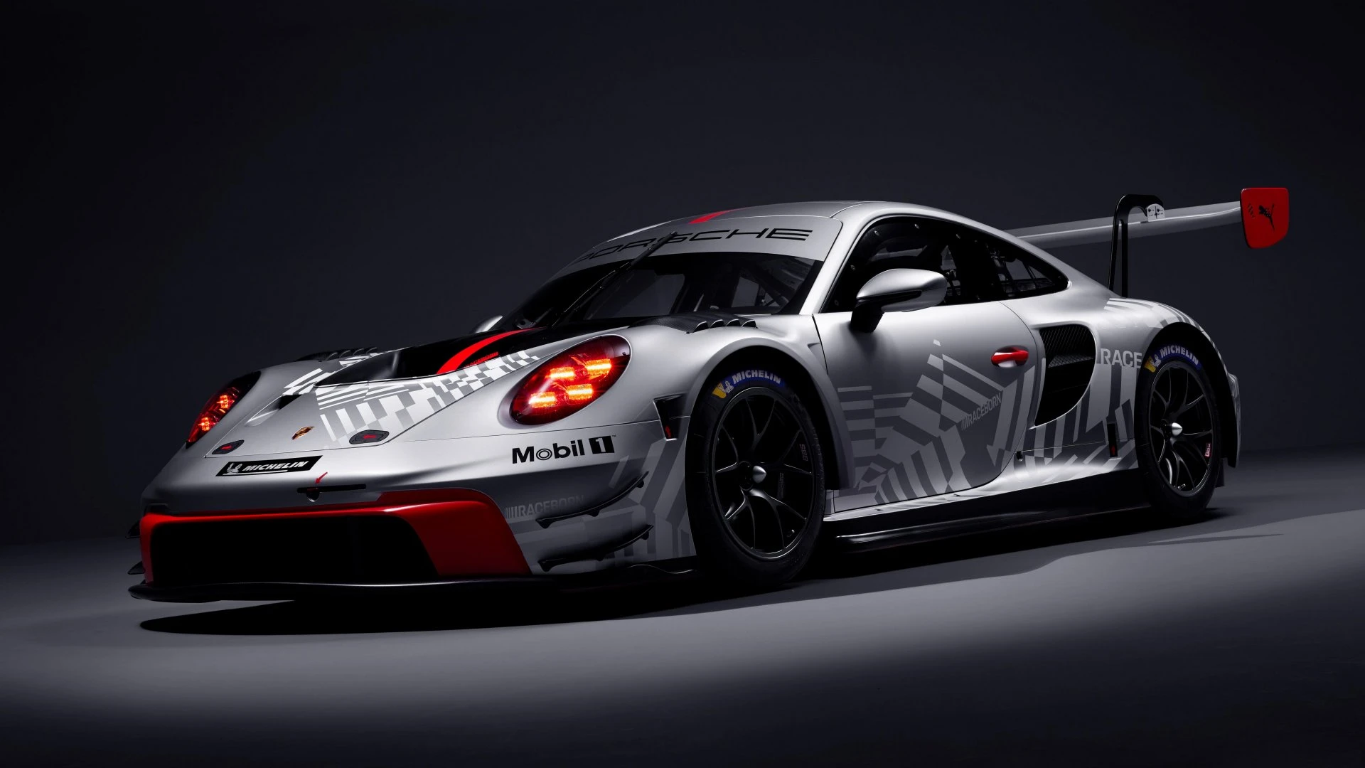 2026 Porsche 911 GT3 R unveiled: Aero, chassis and tech updates 2 2026 Porsche 911 GT3 R