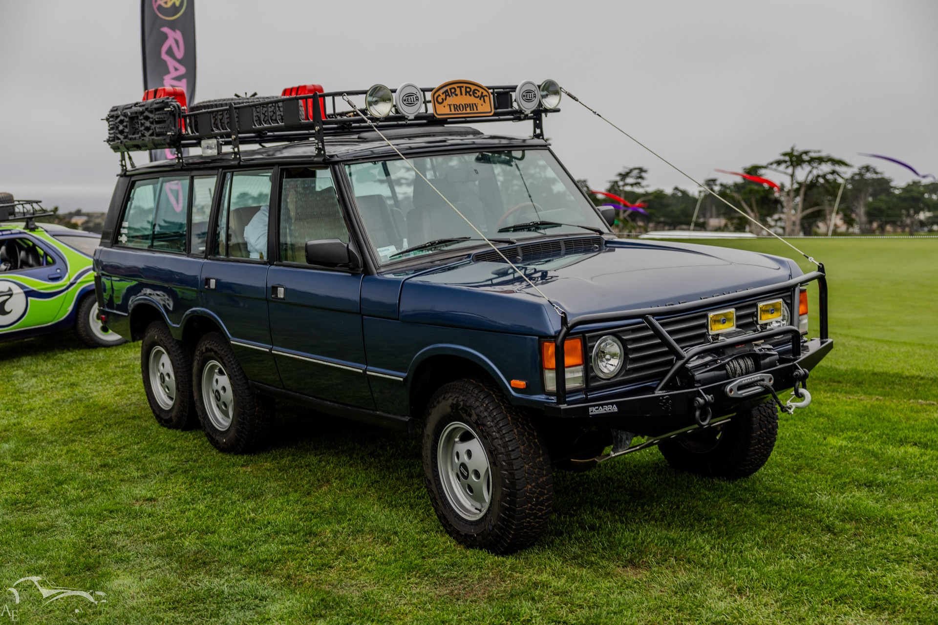 Paddock Monterey 2025 - Range Rover Six Wheel by Carmichael