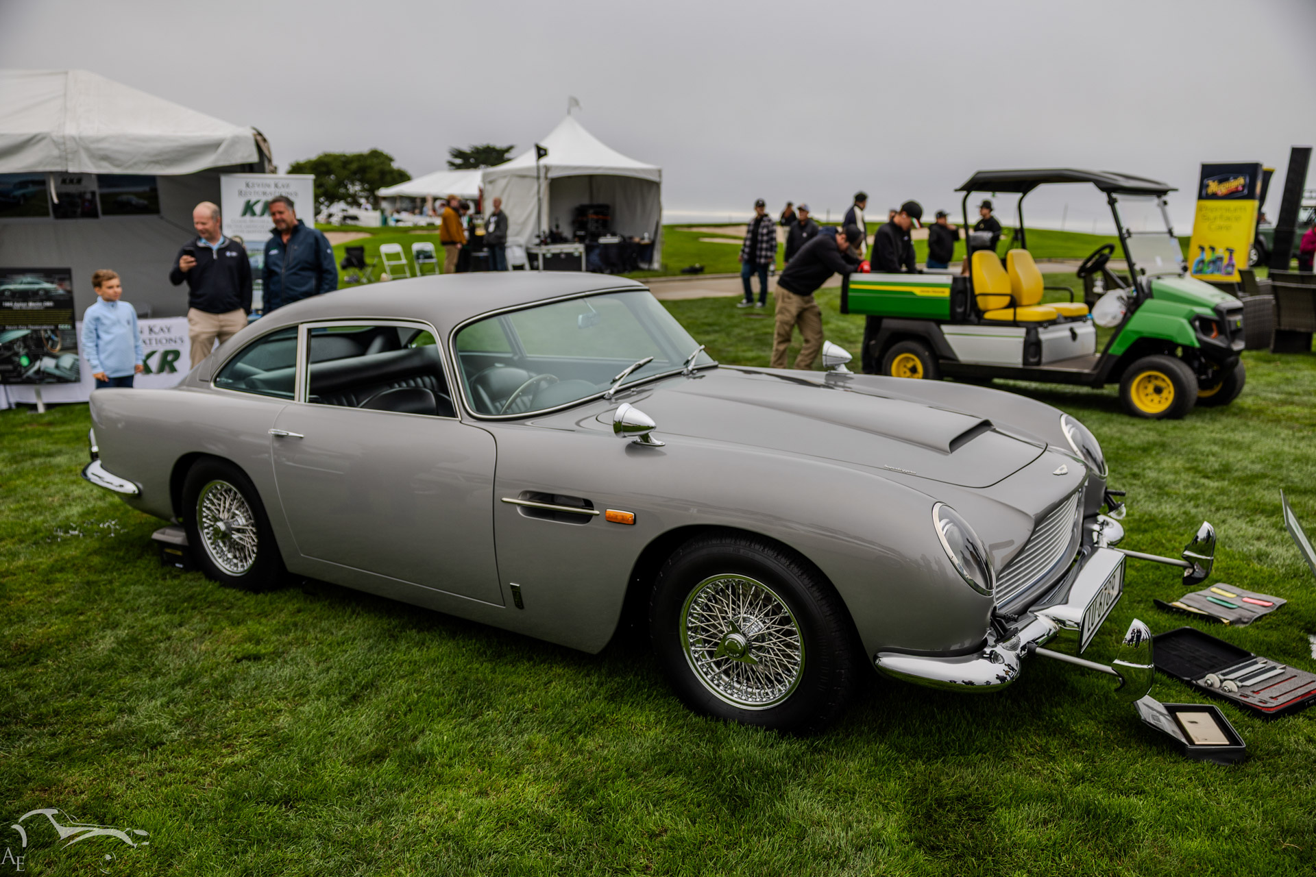 Paddock Monterey 2025 - Aston Martin DB5 James Bond Tribute