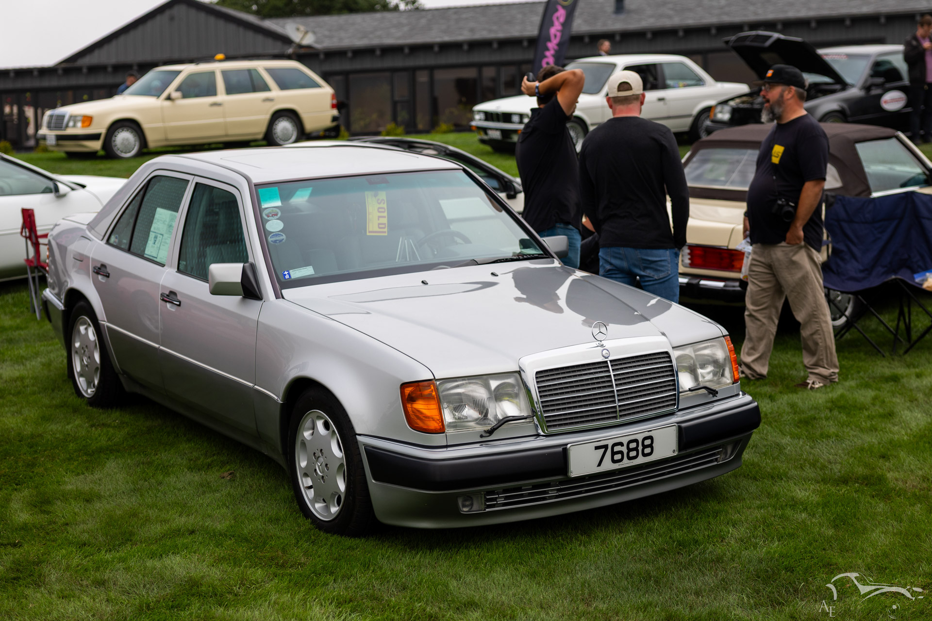 Paddock Monterey 2025 - Mercedes-Benz W124 E 500