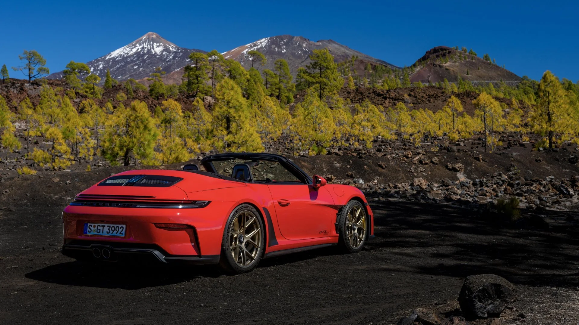 New Porsche 911 GT3 S/C: a manual, high-revving convertible 10 Porsche 911 GT3 S/C rear view