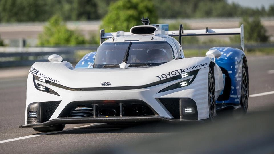 85562 tr lh2 racing concept 4 web lr 6a2033d34ba8d493550138