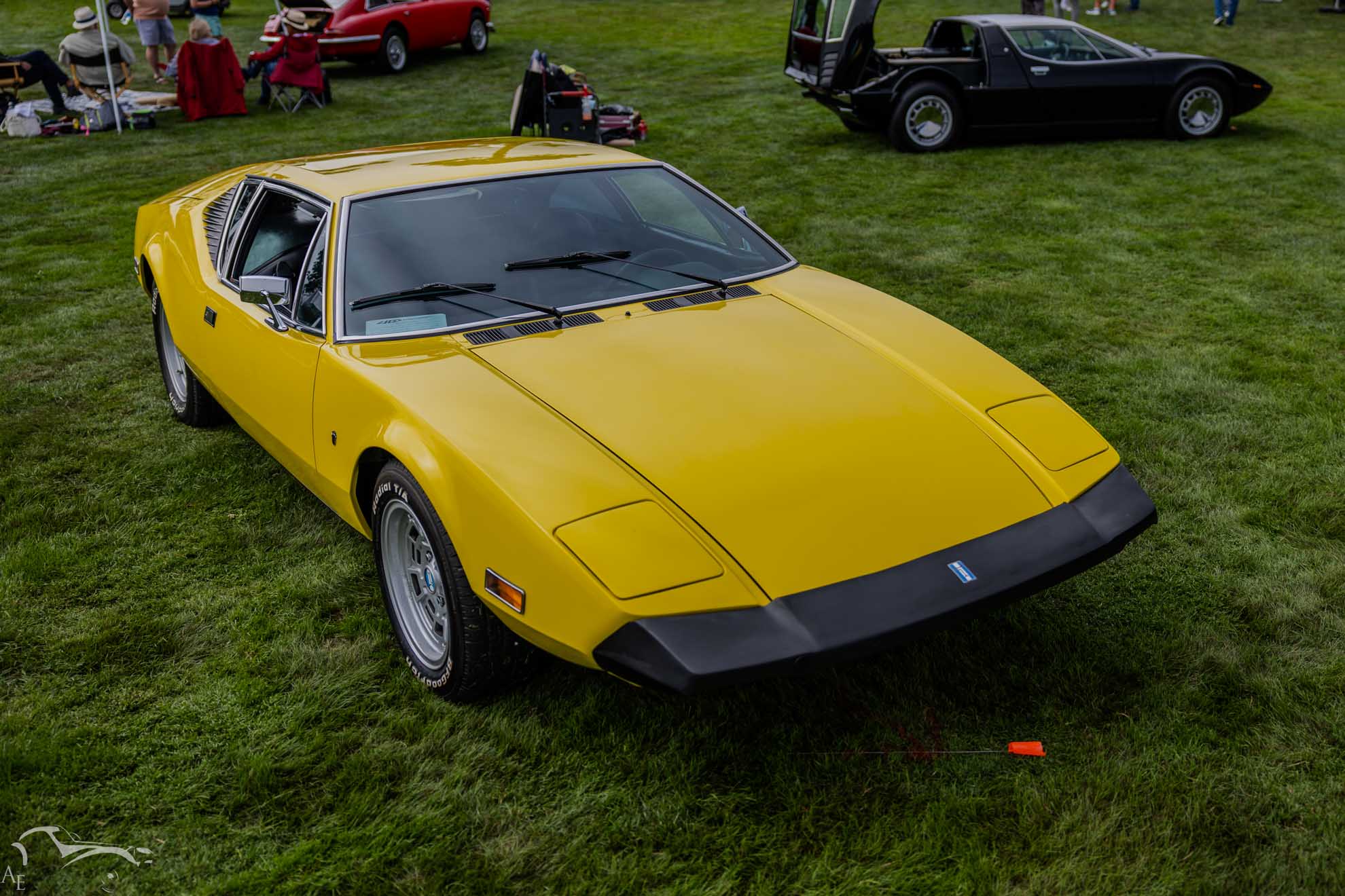 Yellow De Tomaso Pantera